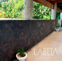 Muro Piedra Café Crema con sellador - Acabado premium LABETA