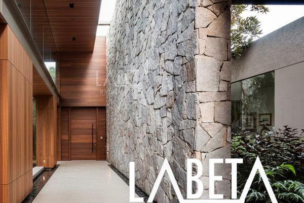 Laja Diamantada Irregular para muro instalado